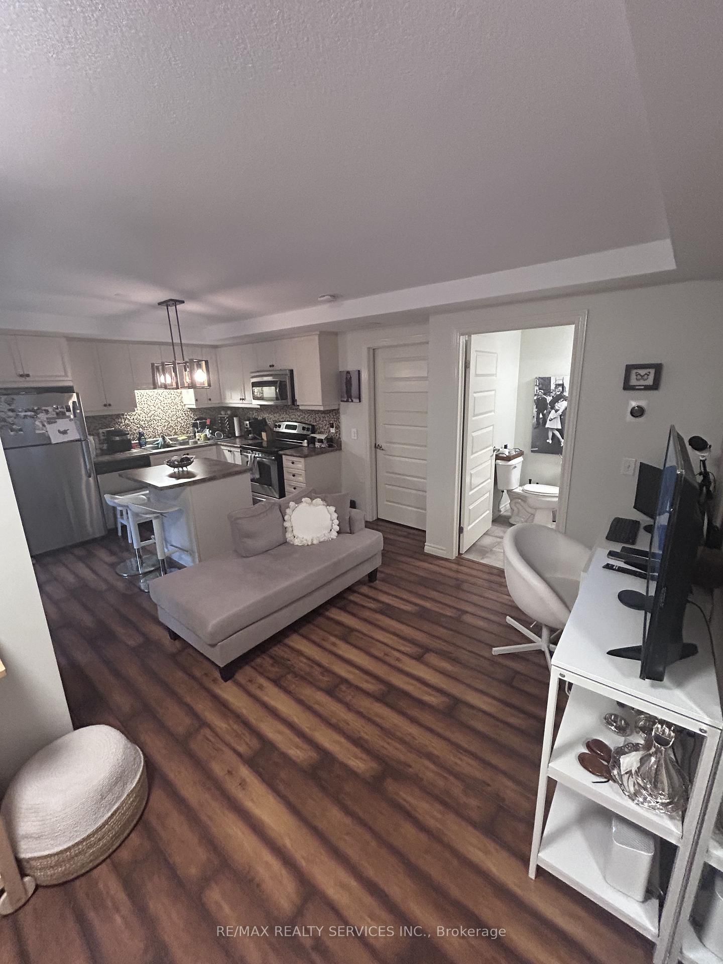 1460 Highland Road, Unit 5E - Photo 8