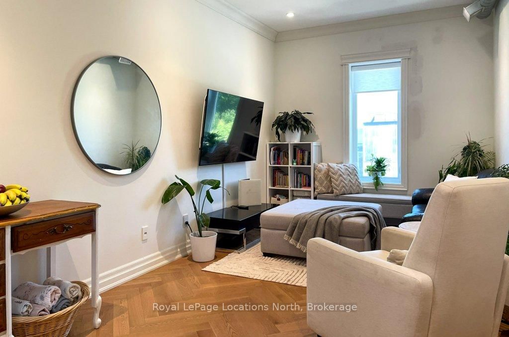 8 Sykes Street N - Photo 21