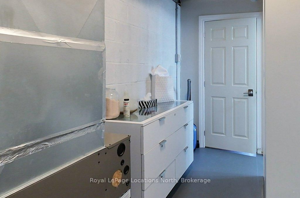 8 Sykes Street N - Photo 41