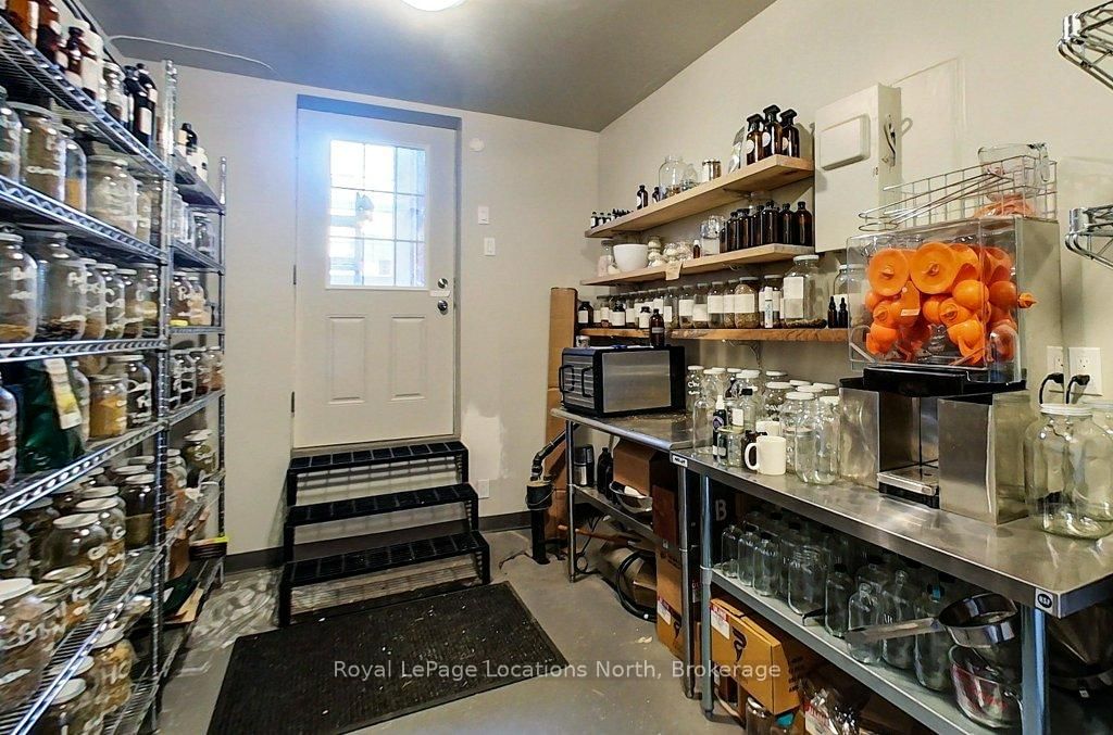 8 Sykes Street N - Photo 43