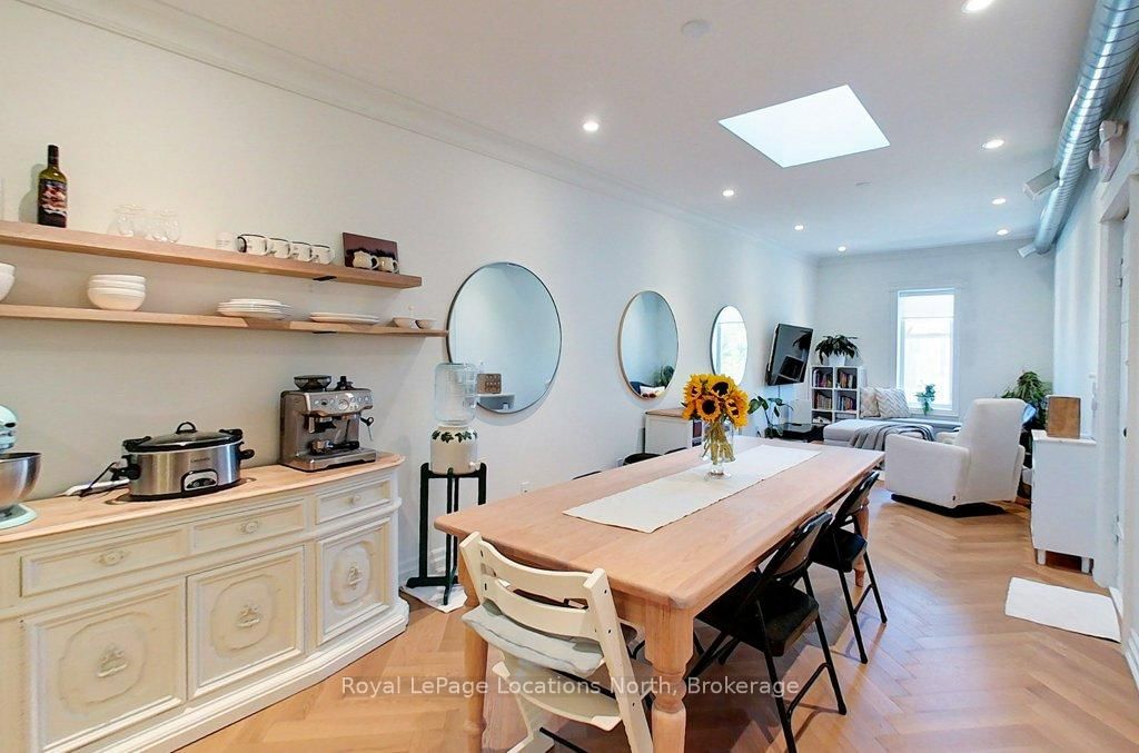 8 Sykes Street N - Photo 24