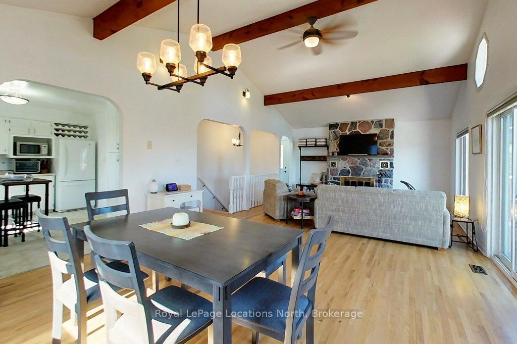 306 N Lakeshore Road • Meaford, ON photo 10