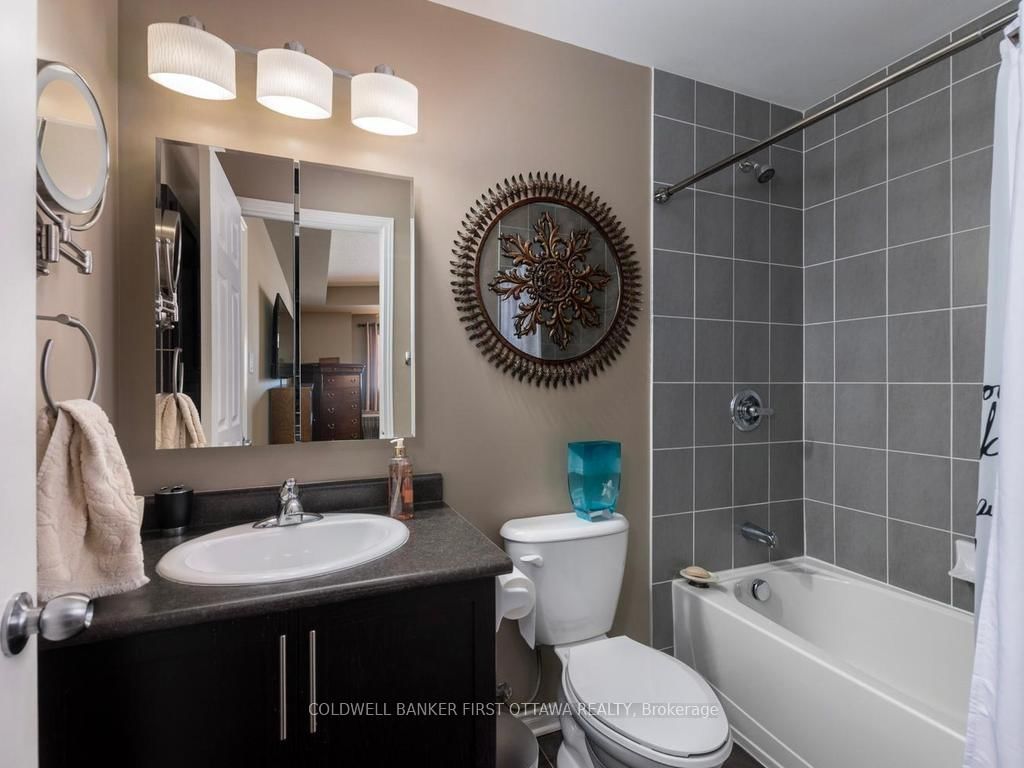 100 Artesa Private • #E • Ottawa, ON photo 19