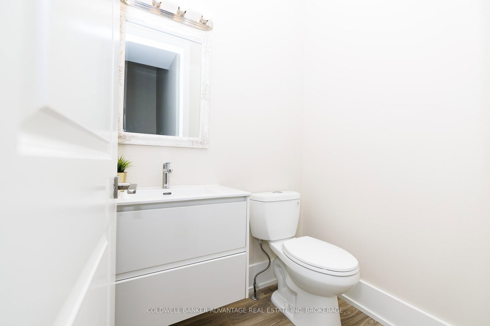 1044 Hansler Road - Photo 5
