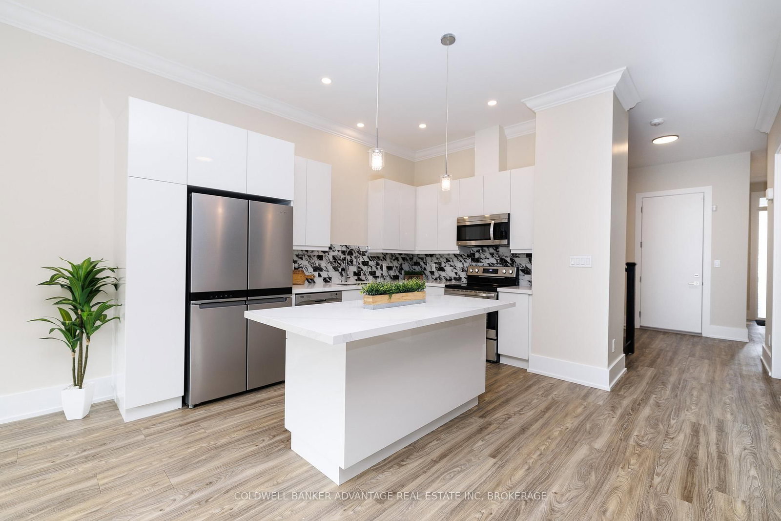 1044 Hansler Road - Photo 7