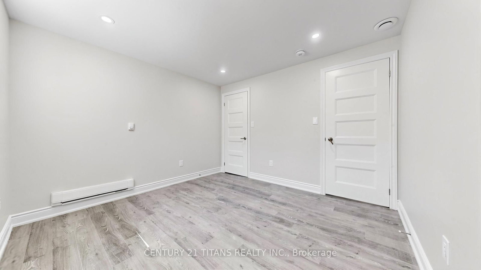 270 Forest Walk Street, Unit Lower - Photo 22