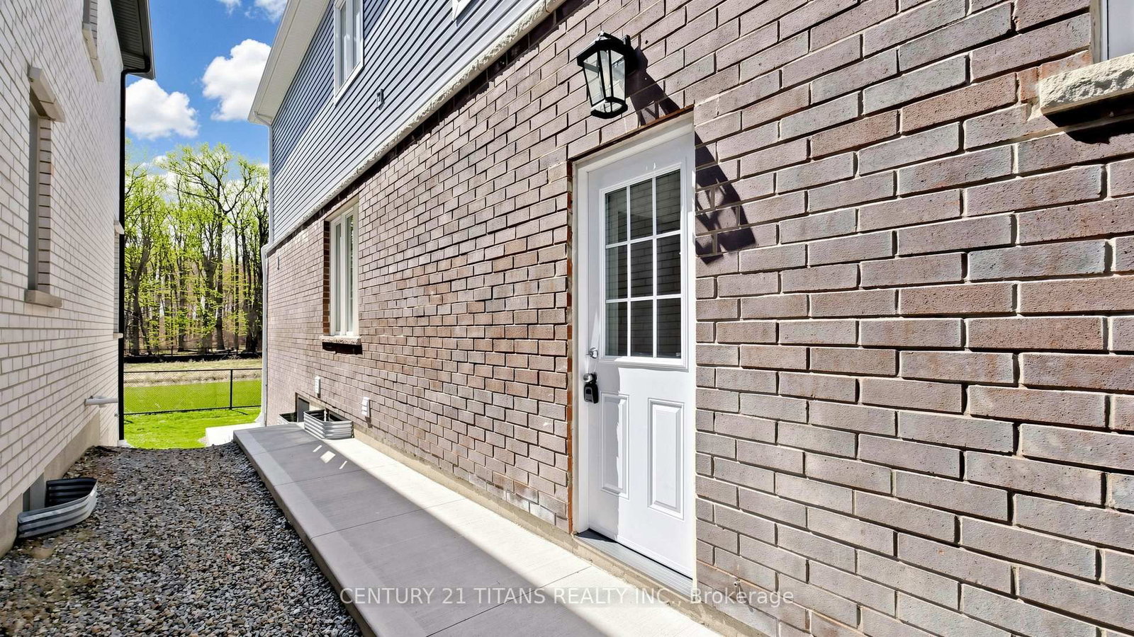 270 Forest Walk Street, Unit Lower - Photo 42