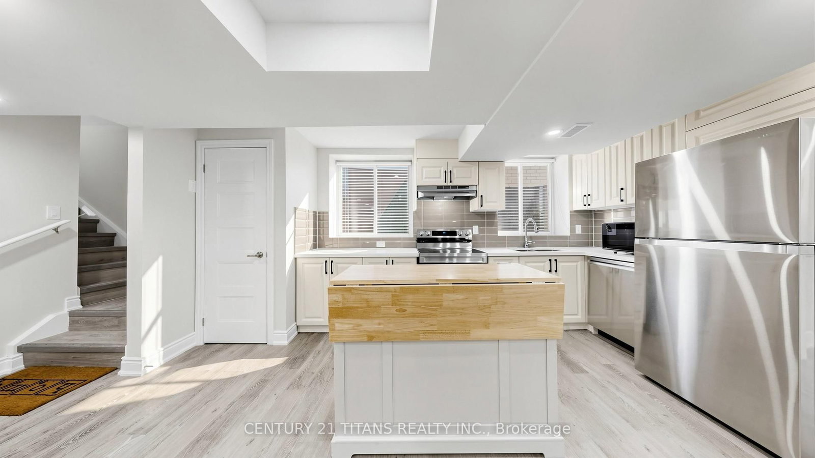 270 Forest Walk Street, Unit Lower - Photo 8