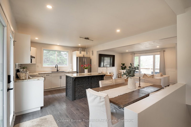 17 Gullins Rd, Huntsville, P1H 1M6 | Image 3