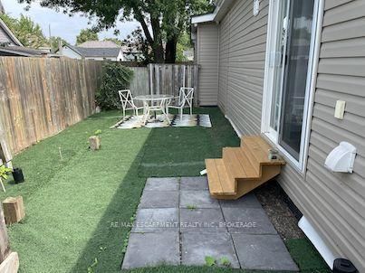 13 Chestnut Lane • St. Catharines, ON photo 27