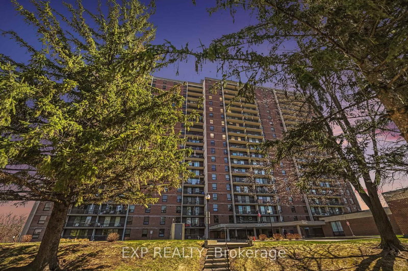 1801 - 665 Bathgate Dr, Ottawa, K1K 3Y4 | Image 2