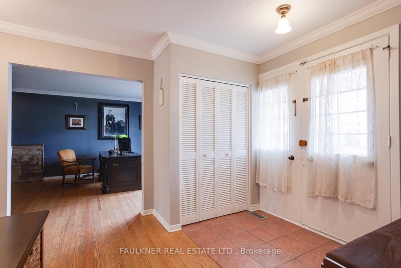 1750 Dorset Dr, Ottawa, K1H 5T8 | Image 2