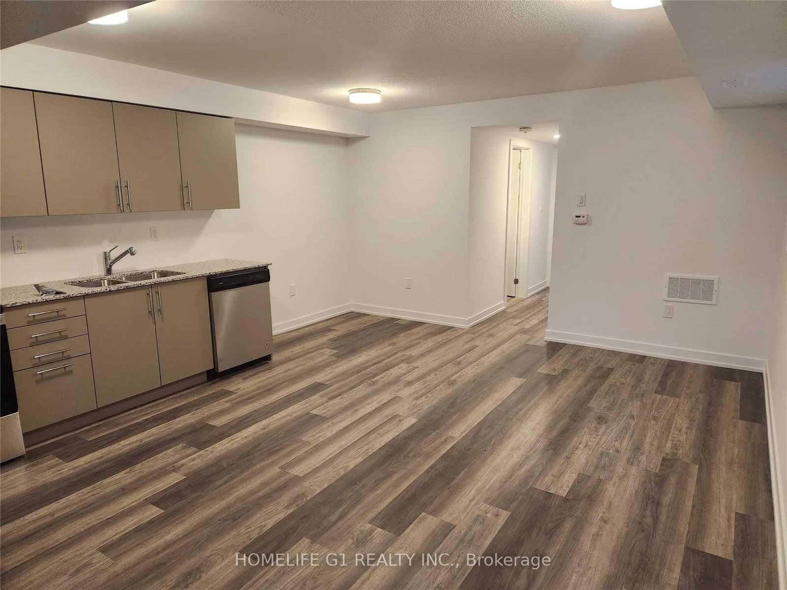 205 West Oak Trail, Unit 29 - Photo 4