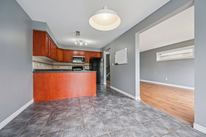 30 Darnell Rd, Guelph, N1G 5K3 | Image 3