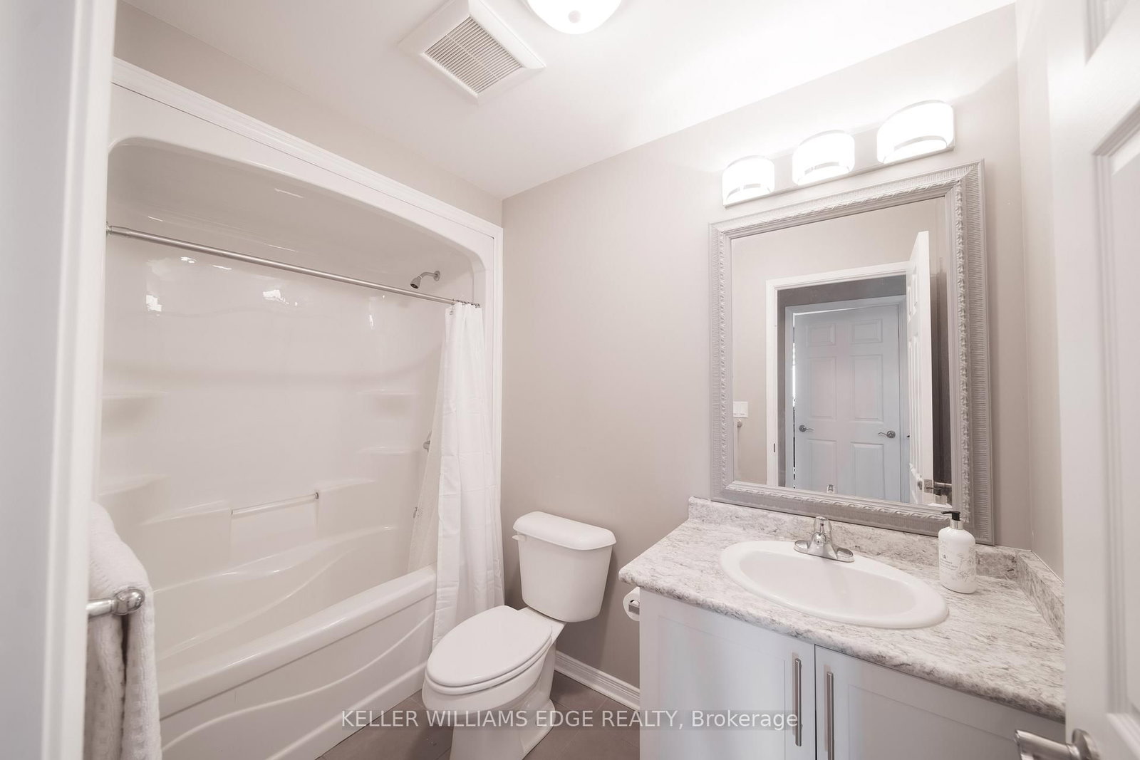 16 Sullivan Avenue, Unit 105 - Photo 22