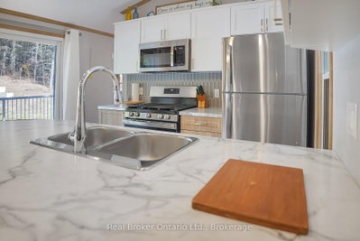 13 Southline Avenue • #W16 • Huron-Kinloss, ON photo 8