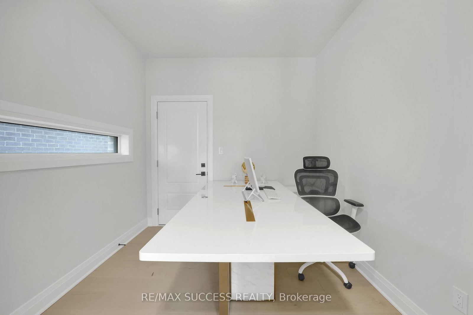 554 Bridgemill Crescent E - Photo 17