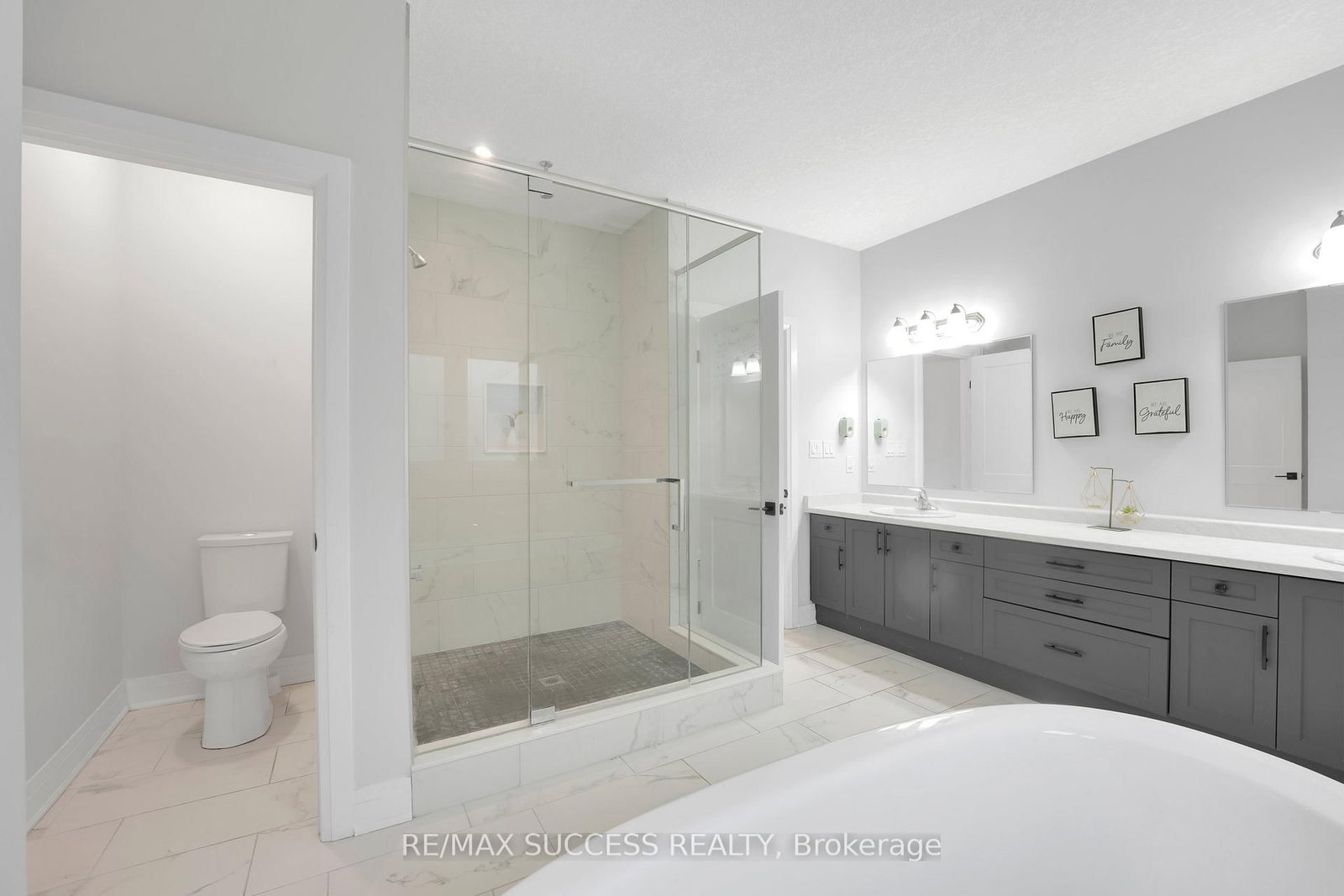 554 Bridgemill Crescent E - Photo 25