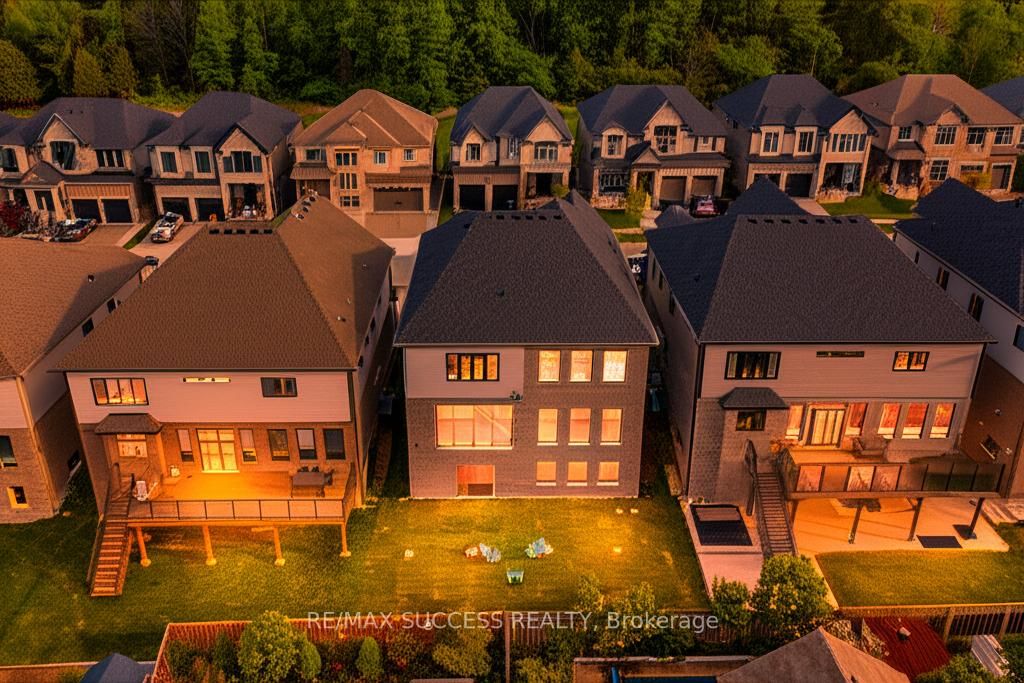 554 Bridgemill Crescent E - Photo 50