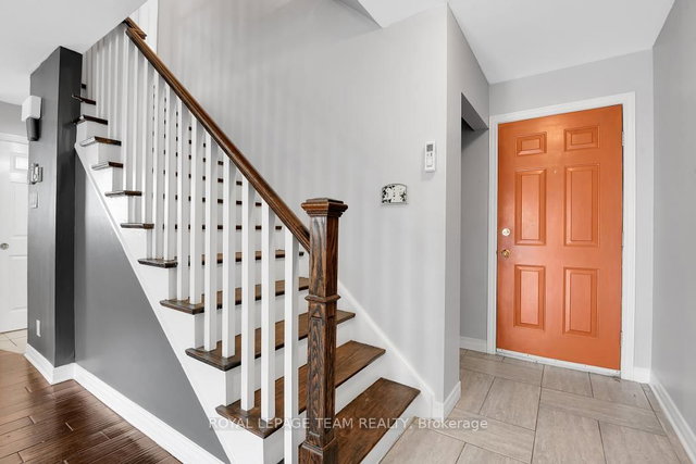 87 Grady Crescent