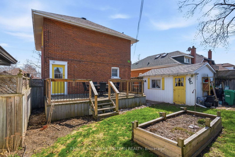 556 Douglas Ave, Peterborough, K9J 4L1 | Image 2