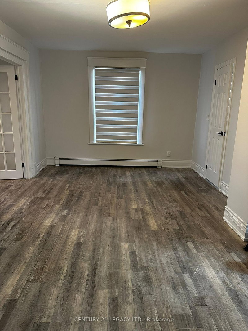 6251 Ker St E, Niagara Falls, L2G 1X7 | Image 2