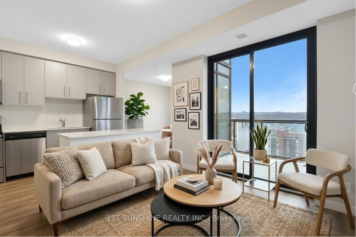 15 Queen Street S, Unit 2313