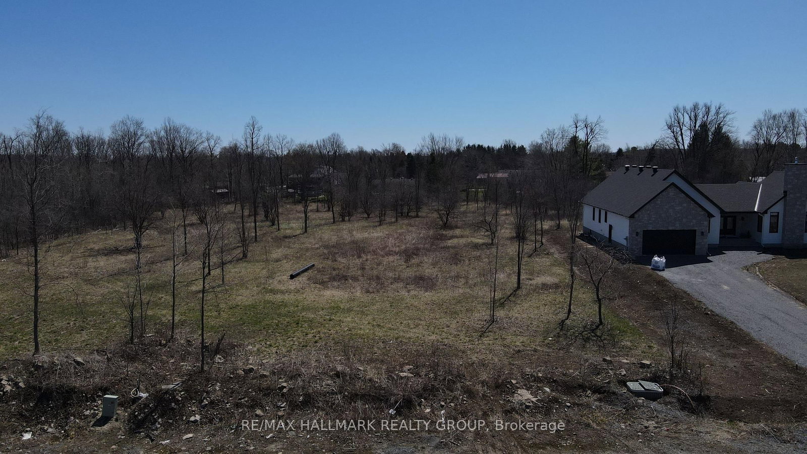 1729 Metcalfe Farm Drive - Photo 2