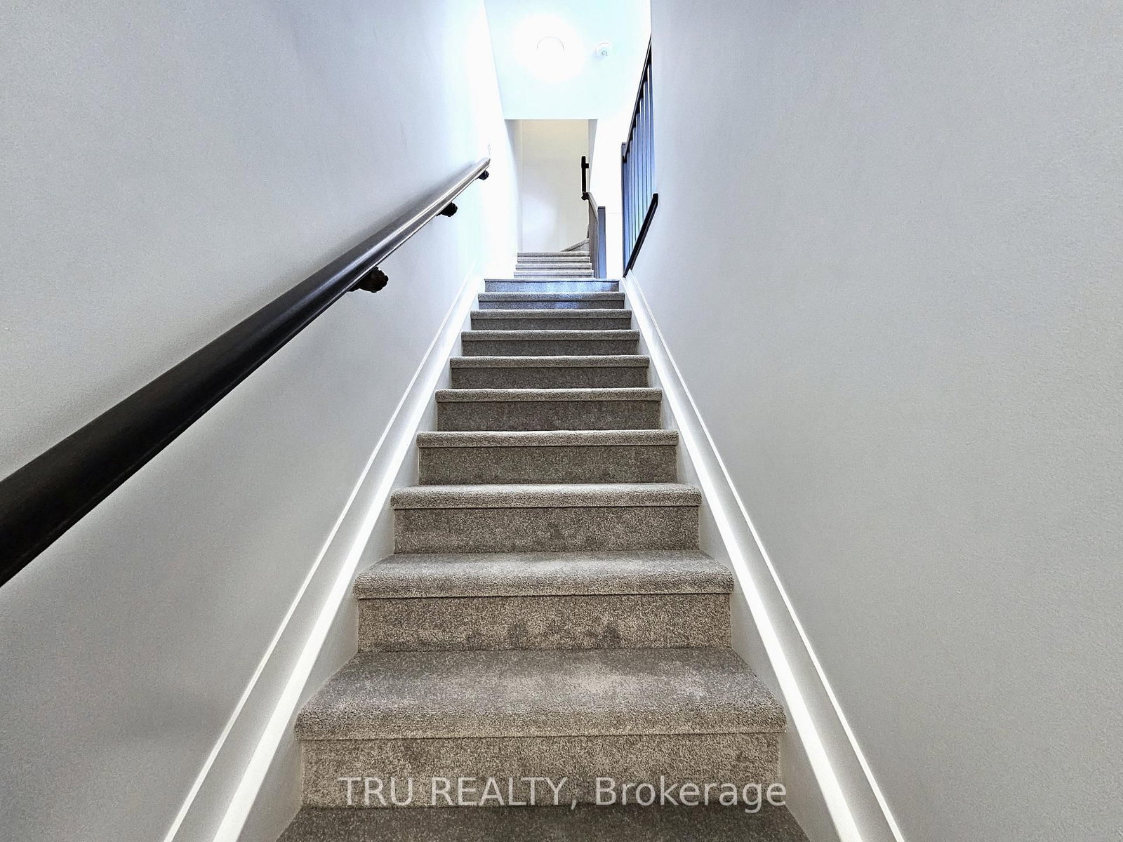 19 Pyrite Private - Photo 3