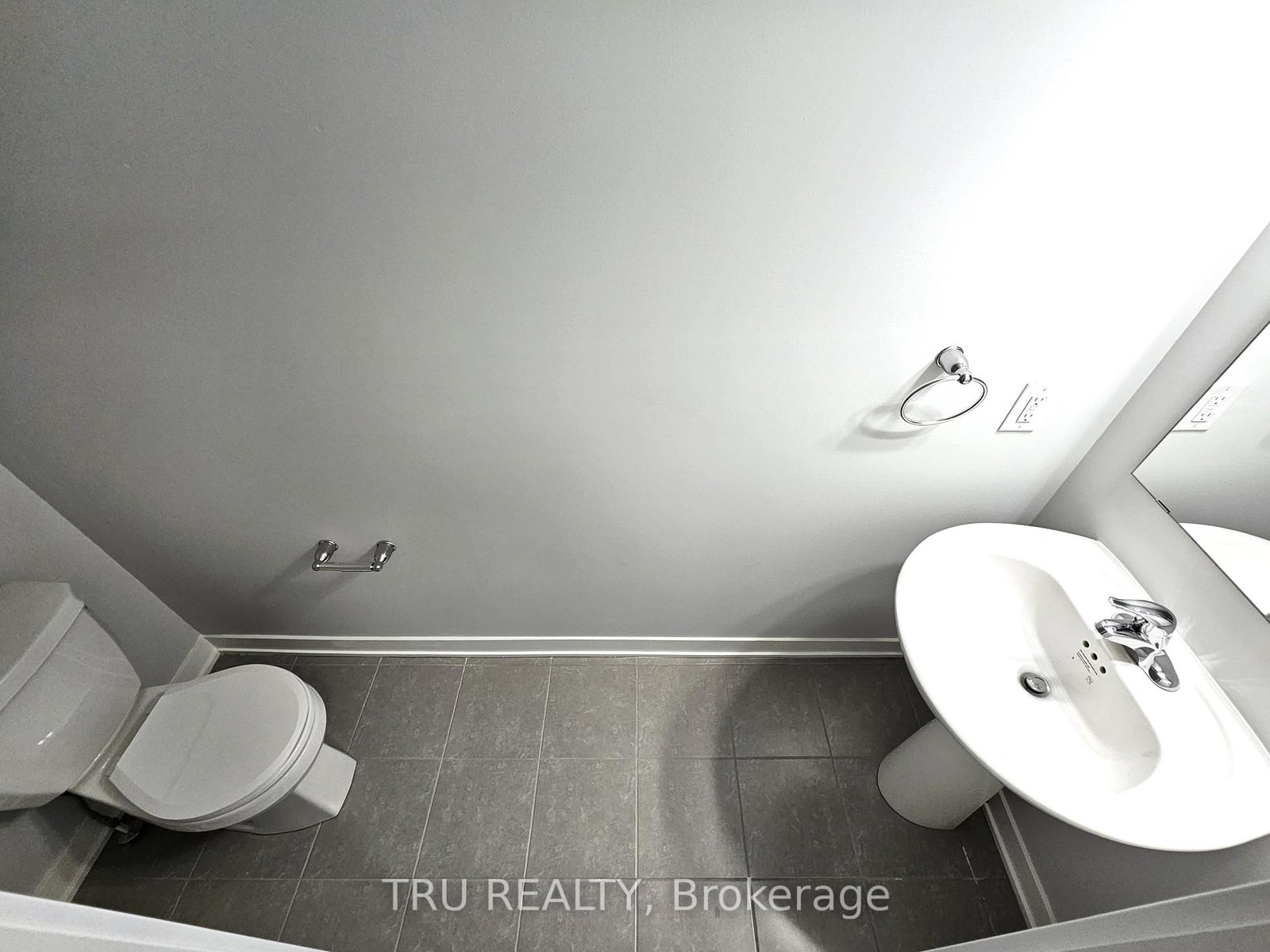 19 Pyrite Private - Photo 8