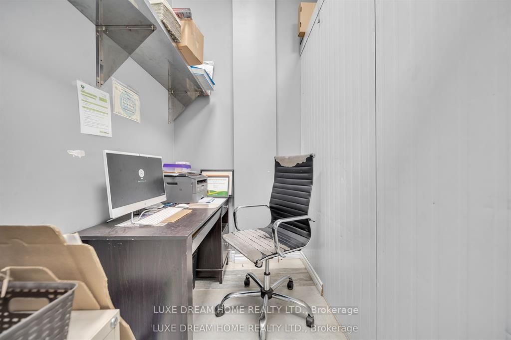 870 QUEENSTON Boulevard, Unit C - Photo 23