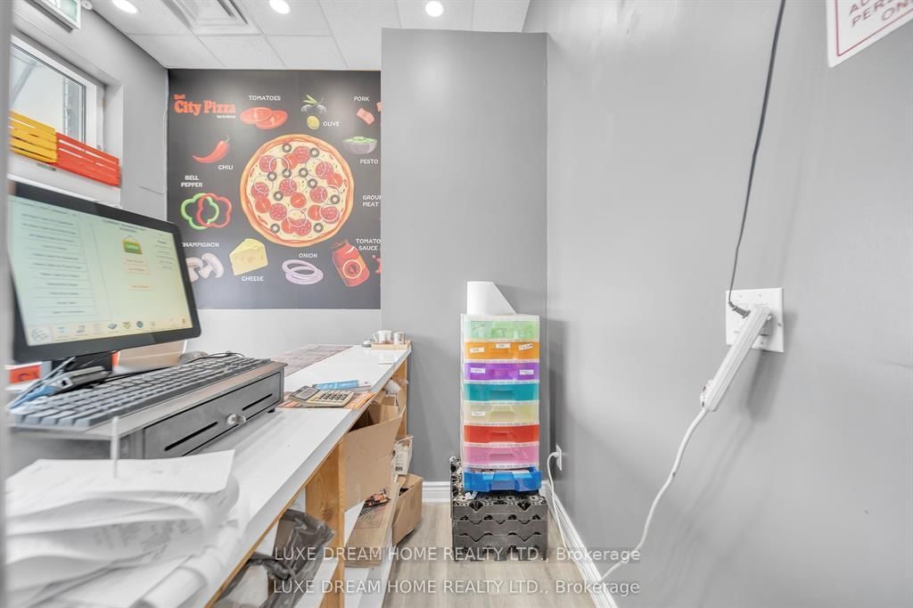 870 QUEENSTON Boulevard, Unit C - Photo 24