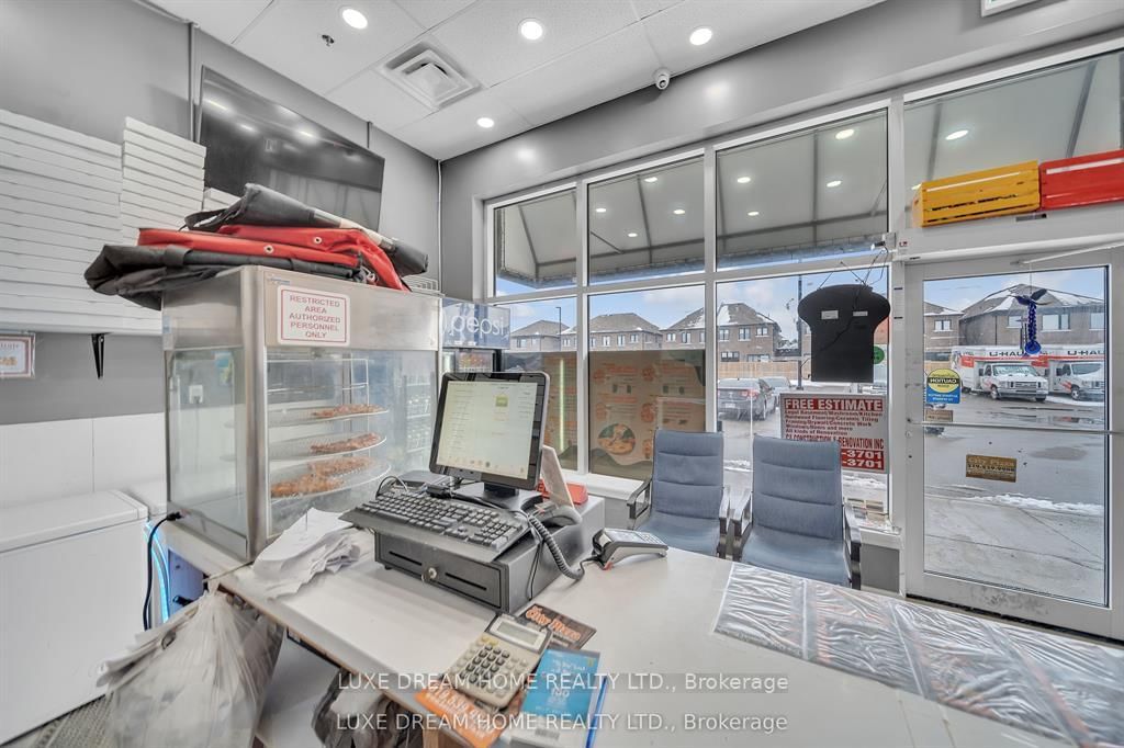 870 QUEENSTON Boulevard, Unit C - Photo 26