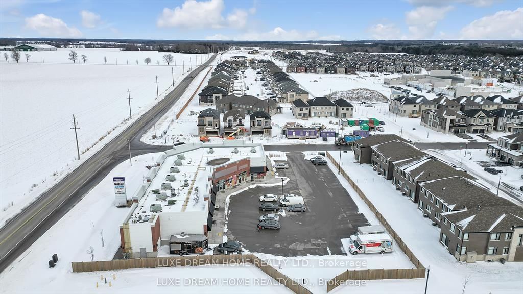 870 QUEENSTON Boulevard, Unit C - Photo 38