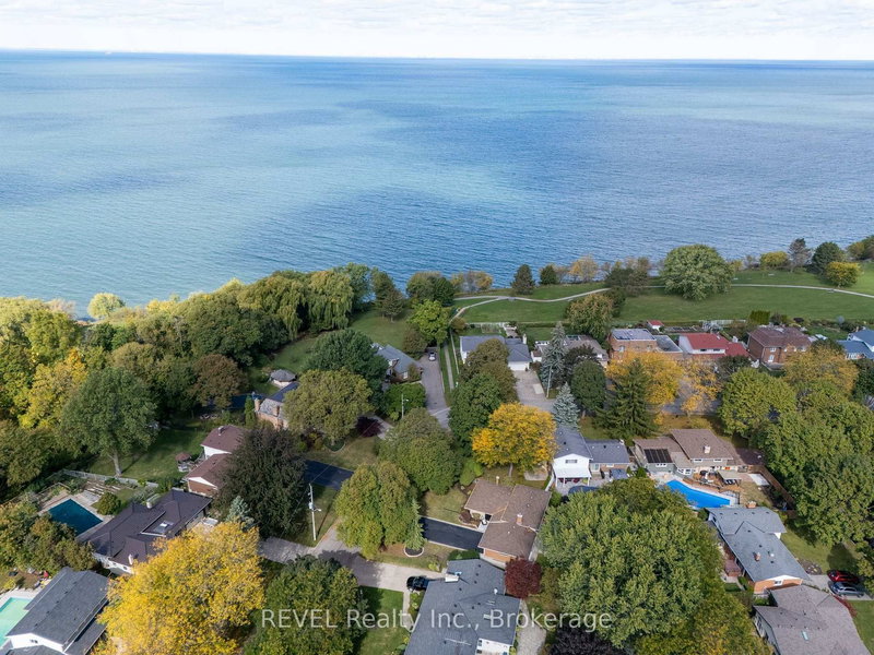 34 Royal York Rd, St. Catharines, L2N 2N6 | Image 2