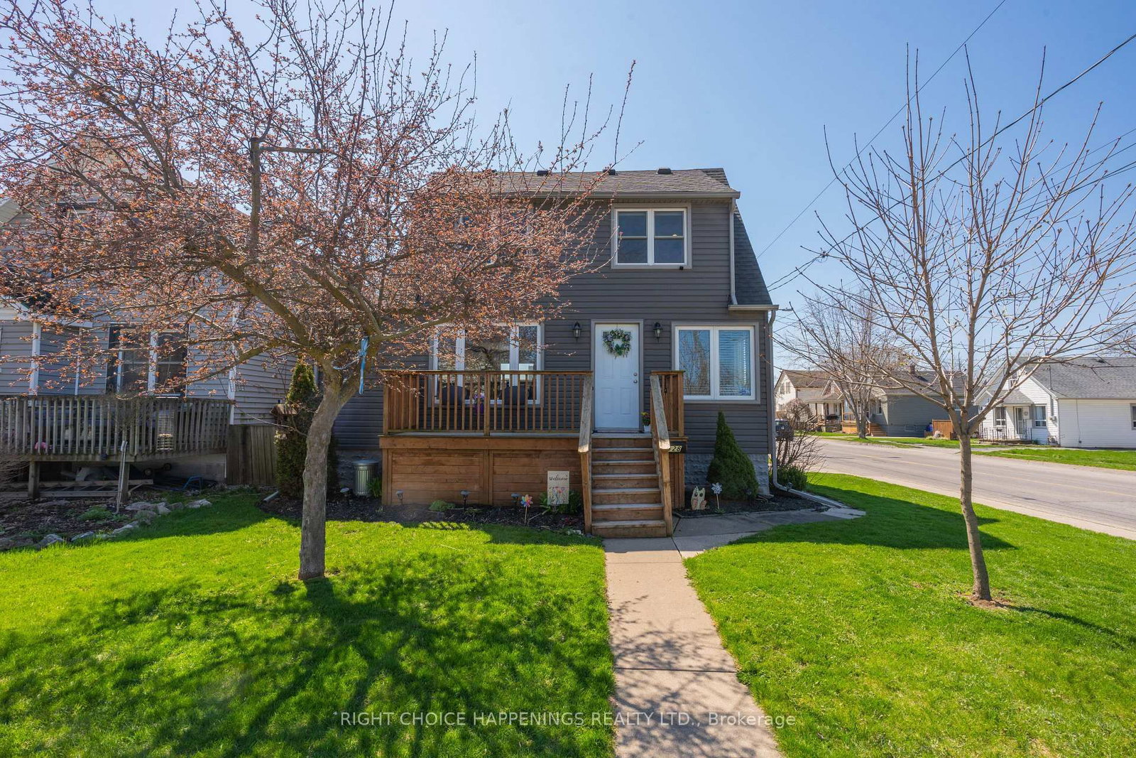 Detached House for sale at 128 Mccain Street, Port Colborne, Ontario, L3K 3R1 - Main Street - MLS: X13046508