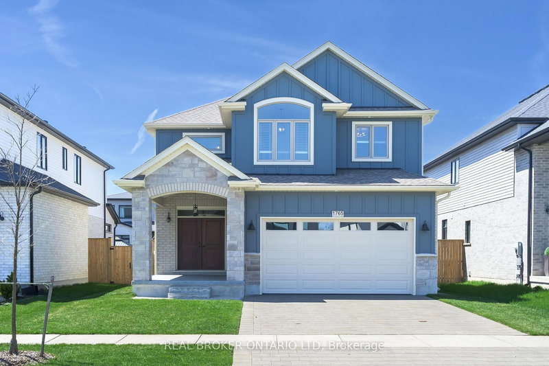 home for sale on 1765 Brayford Avenue