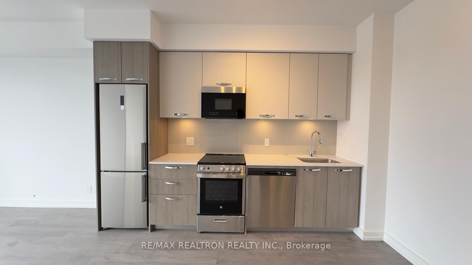 75 James Street S, Unit 2912 - Photo 11