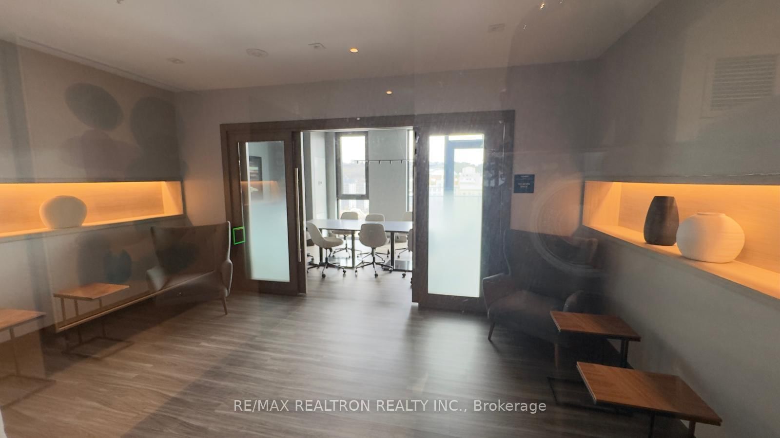75 James Street S, Unit 2912 - Photo 22