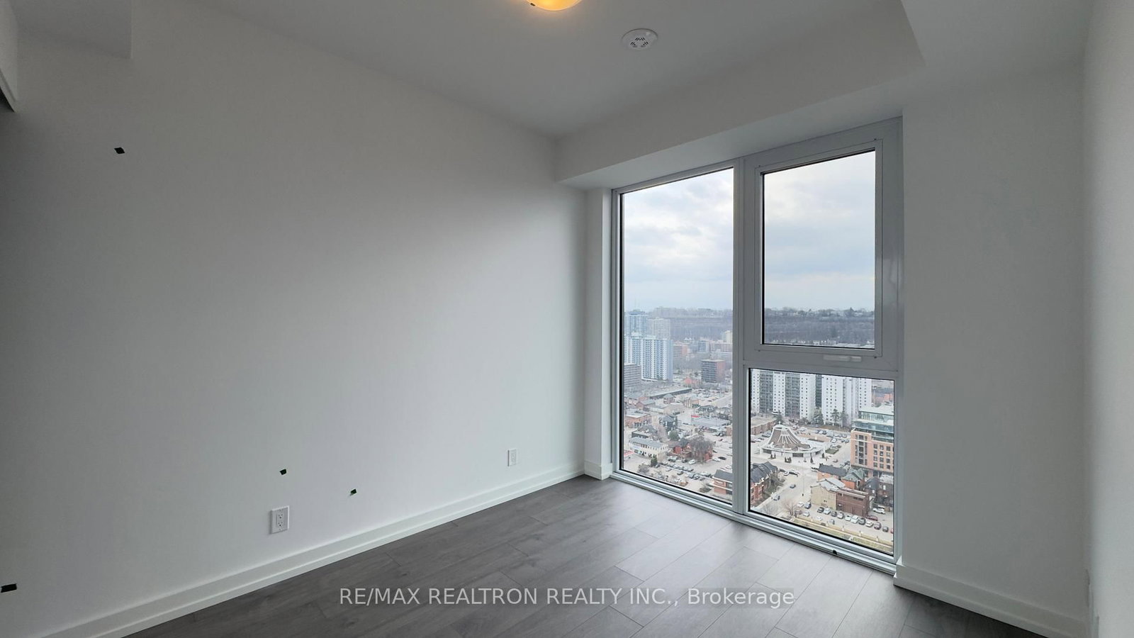 75 James Street S, Unit 2912 - Photo 9