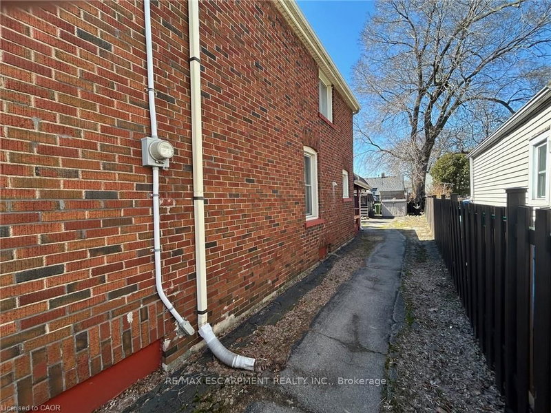 72 East 32nd St, Hamilton, L8V 3R9 | Image 3