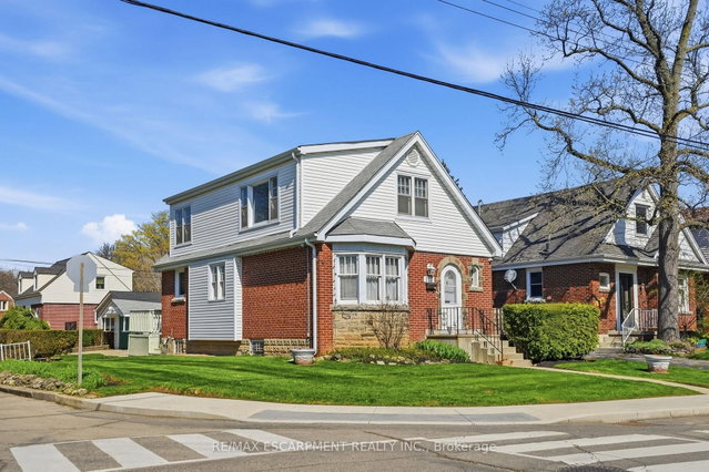 123 LONGWOOD Road N