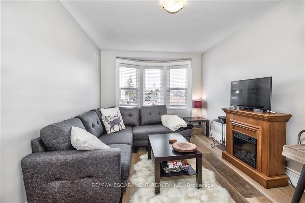 144 S Ottawa Street • Hamilton, ON photo 5