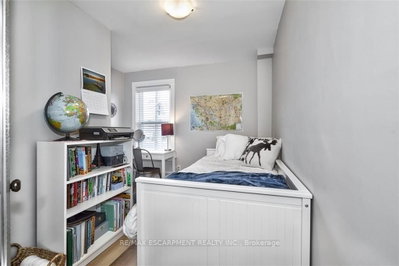 144 S Ottawa Street • Hamilton, ON photo 7