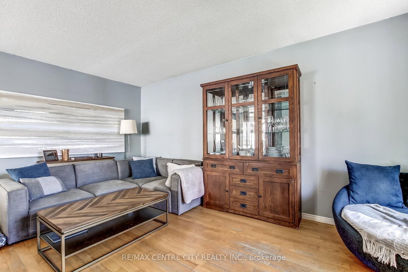 228 Pochard Lane, London East, N5W 5Z3 | Image 2