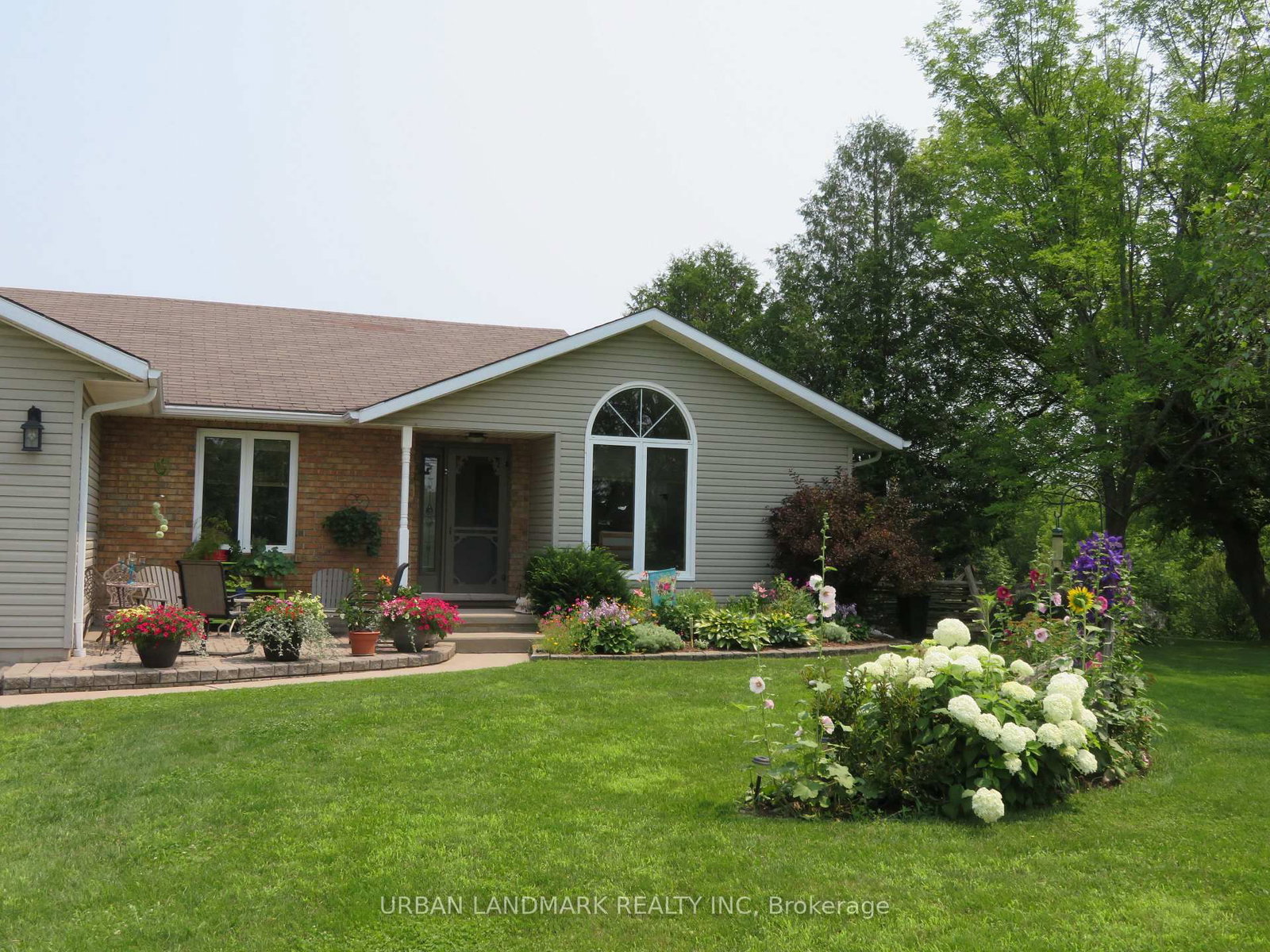Listing Image 45
