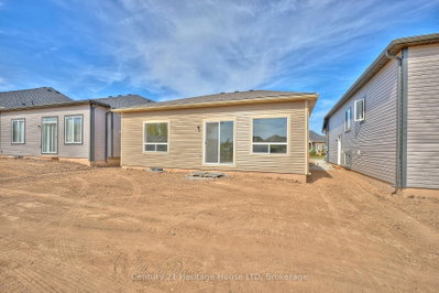 407 Louisa Street • Fort Erie, ON photo 5