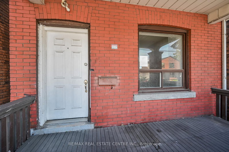 334 CANNON St E, Hamilton, L8L 2B9 | Image 2