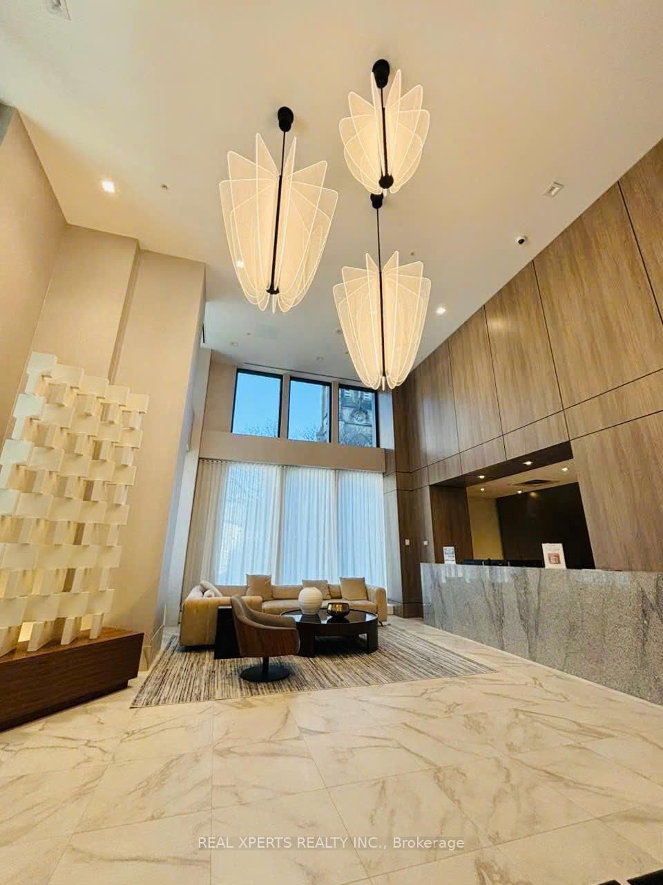 75 James Street S, Unit 1010 - Photo 3