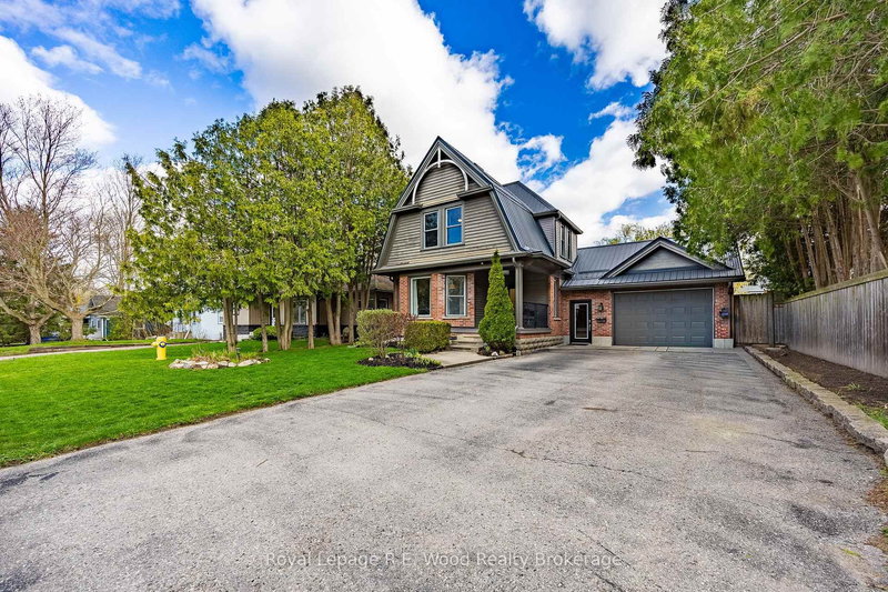 home for sale on 10 George Street